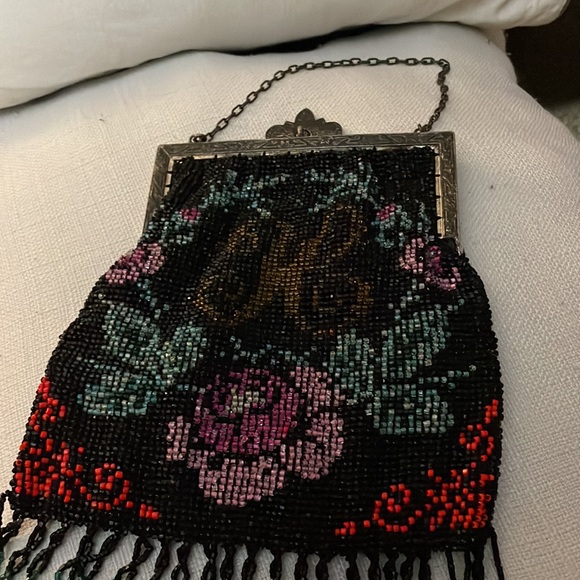 Beaded Bag - Picture 3 of 9